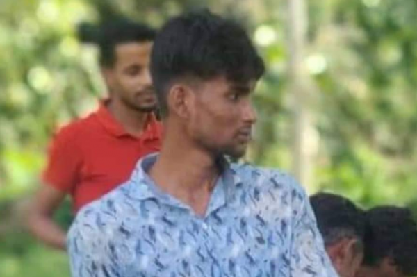 ট্রেনের হুকে আটকে ১৫ কিমি ছেঁচড়ে গেল দেহ